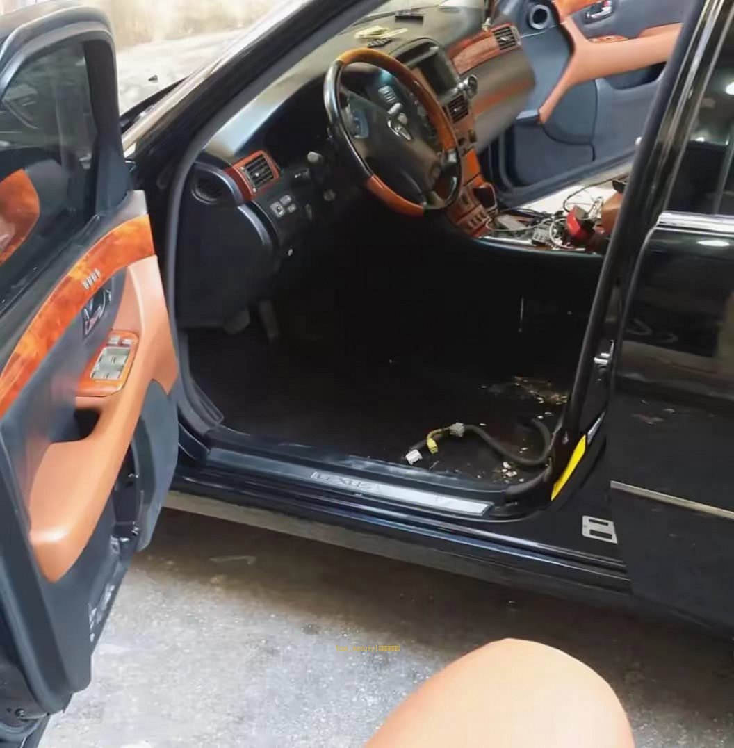 عازل أرضيات تيسلا 2026 الملقا ون كار