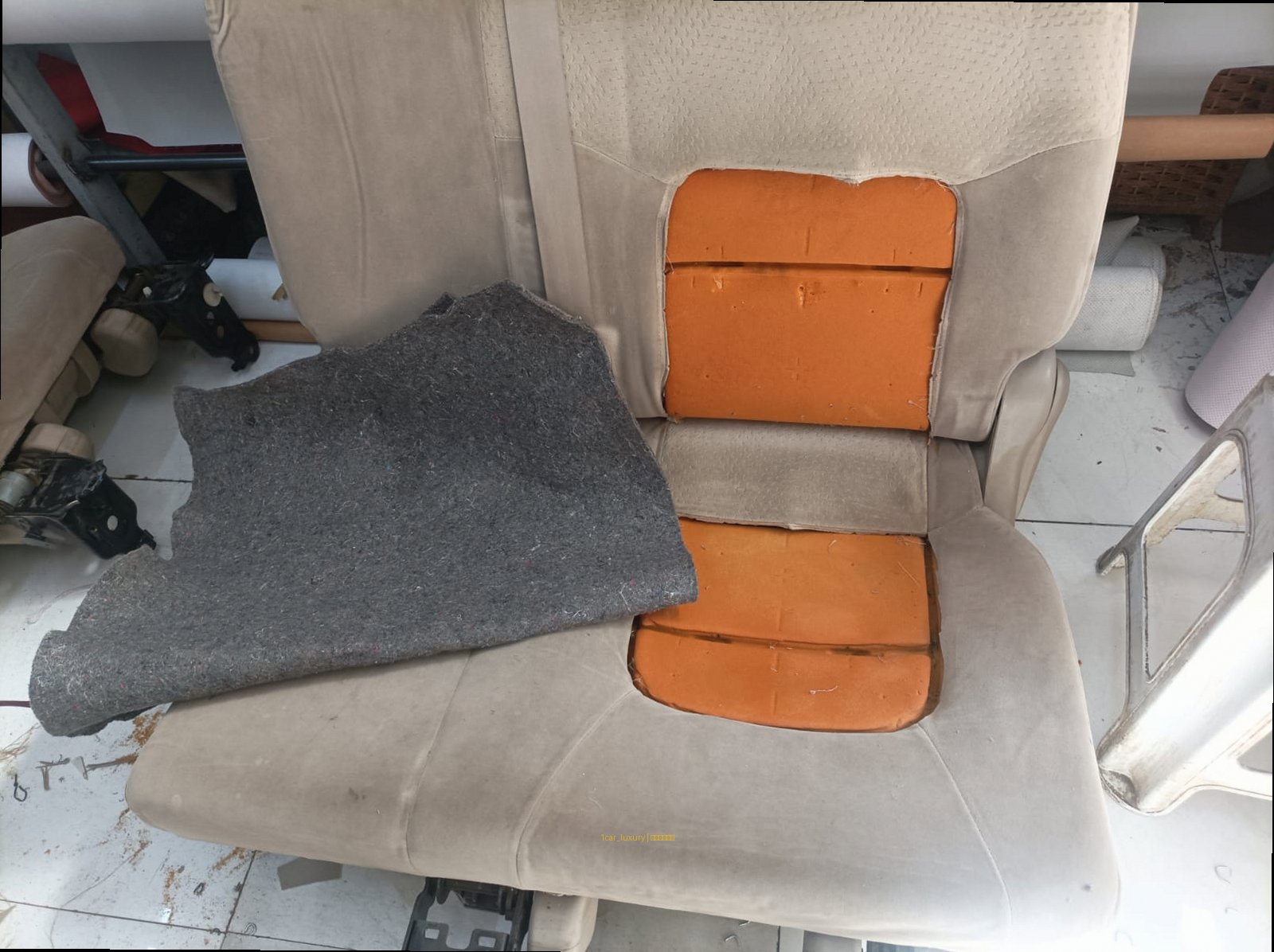 عازل أرضيات نيسان 2007 الصحافة ون كار